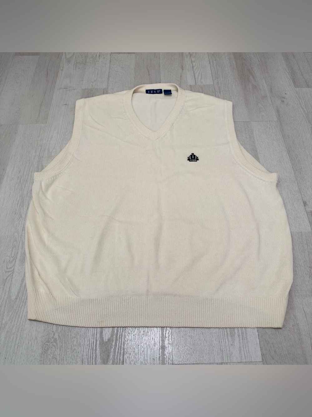 IZOD Vintage Men’s Cream V-Neck Cotton Sweater Vest Size L
